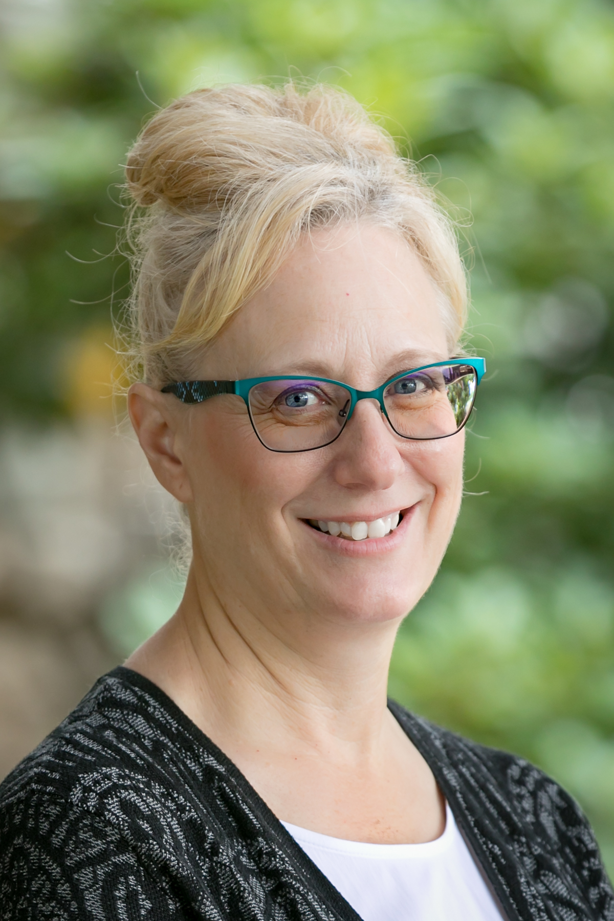 Photo of Jennifer Tenney